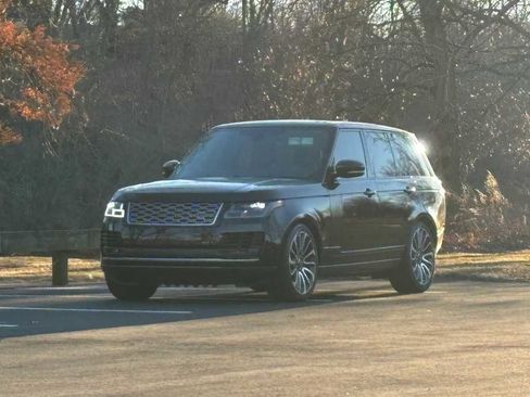 Used 2019 Land Rover Range Rover Supercharged image 1