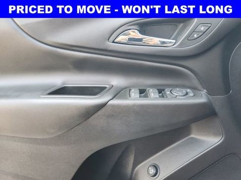 Used 2022 Chevrolet Equinox LT FWD image 24