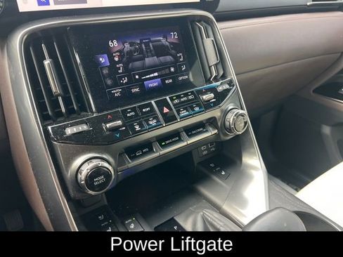 Used 2023 Lexus LX 600 4WD w/ Appearance Package image 13