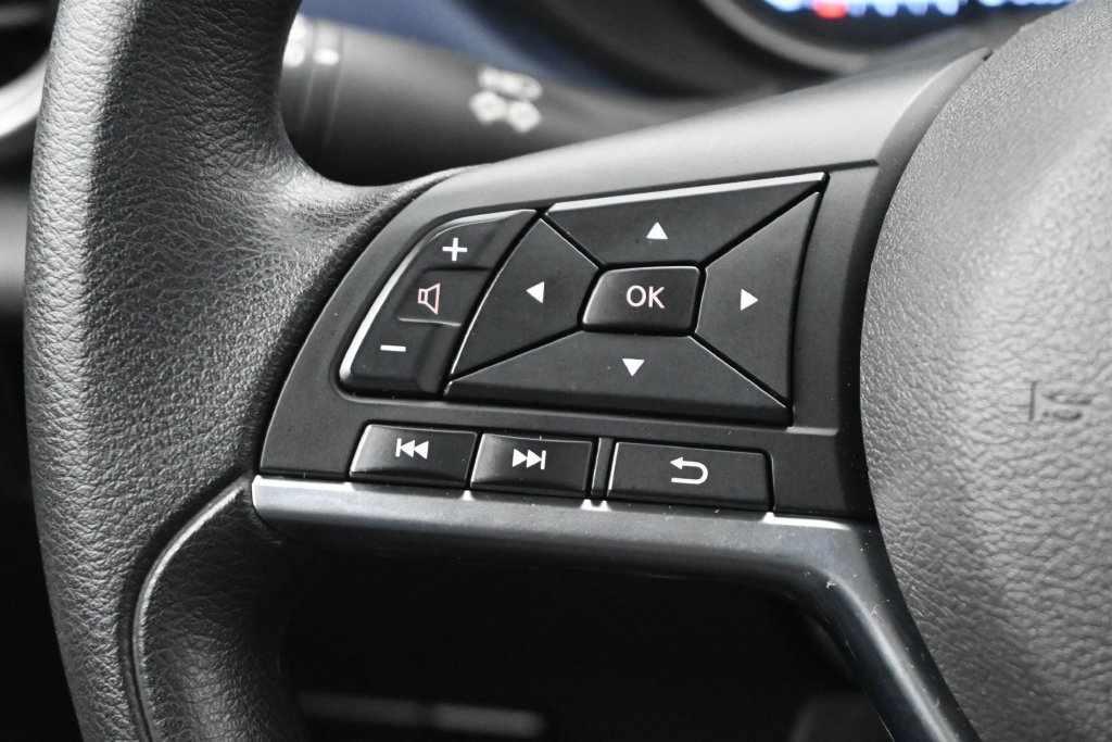 Used 2024 Nissan Versa SV w/ Trunk Package FWD image 6
