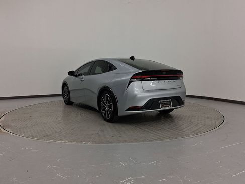 Used 2023 Toyota Prius Limited image 3