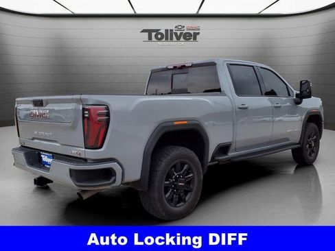 Used 2024 GMC Sierra 2500 AT4 w/ AT4 Premium Plus Package AWD/4WD image 5