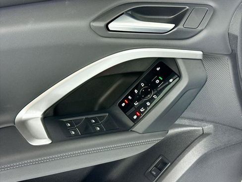 Certified 2025 Audi Q5 Premium w/ Convenience Package AWD/4WD image 23