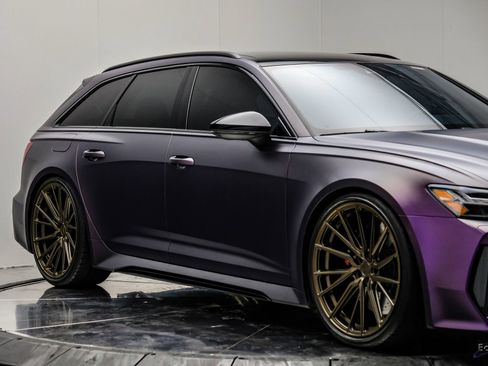 Used 2023 Audi RS 6 w/ Black Optic Package AWD/4WD image 31