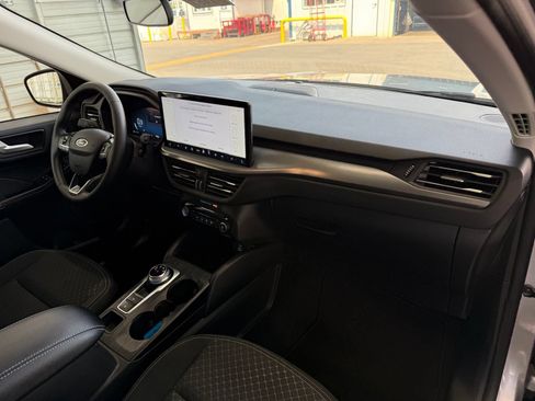 Used 2023 Ford Escape Active w/ Tech Pack #2 AWD/4WD image 11
