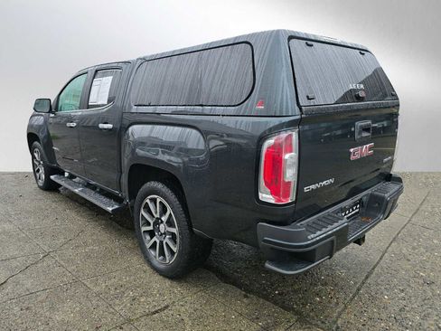 Used 2017 GMC Canyon Denali image 5