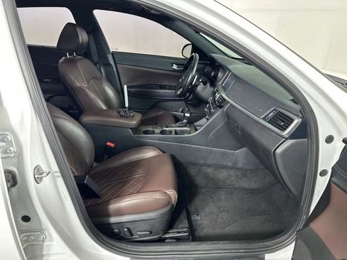 Used 2019 Kia Optima SX image 28