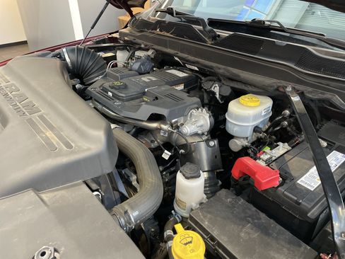 Used 2023 RAM 2500 Laramie AWD/4WD image 41