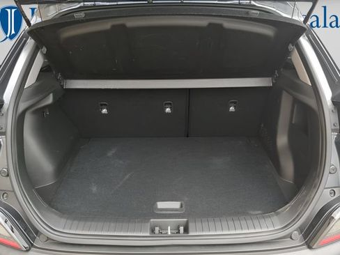 Certified 2022 Hyundai Kona SEL FWD image 29