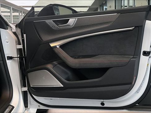 Certified 2025 Audi RS 7 Performance w/ Matte Carbon Package AWD/4WD image 22