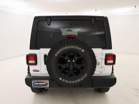 Used 2020 Jeep Wrangler Unlimited Sport image 4