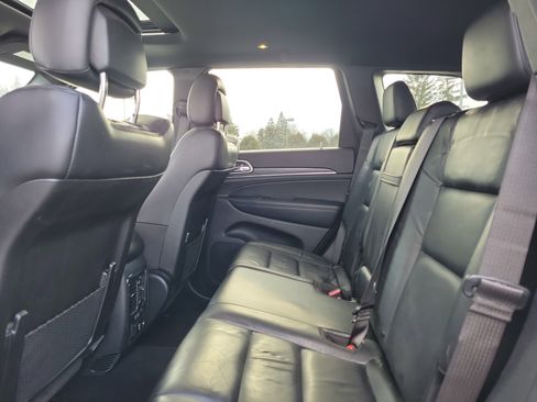 Used 2020 Jeep Grand Cherokee Limited image 11