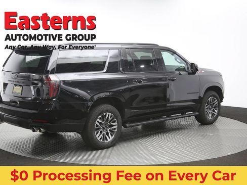 Used 2025 Chevrolet Suburban Z71 AWD/4WD image 44