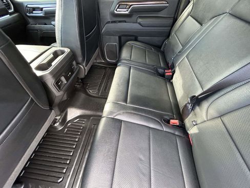 Used 2024 Chevrolet Silverado 3500 LT w/ Convenience Package image 11