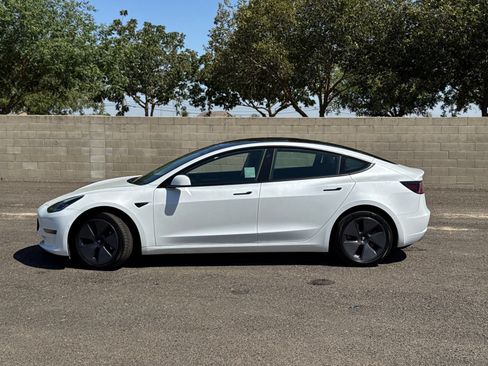 Used 2022 Tesla Model 3 Long Range AWD/4WD image 8