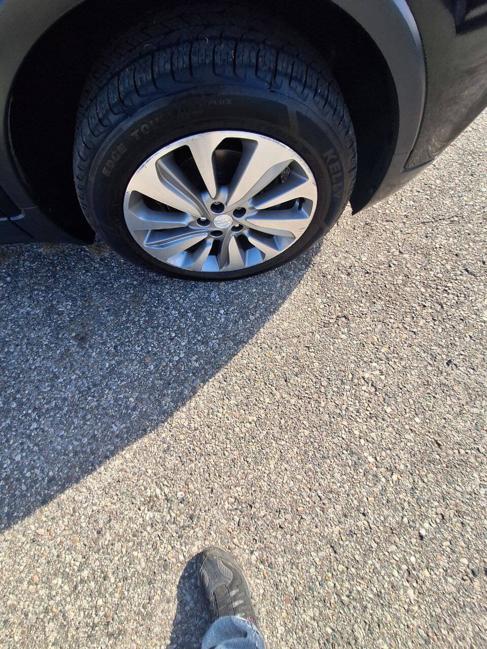 Used 2019 Buick Encore Preferred AWD/4WD image 10