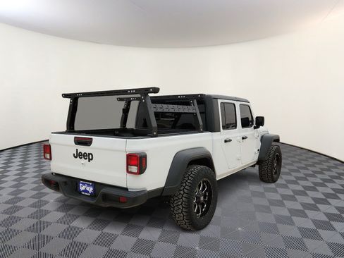 Used 2025 Jeep Gladiator Sport AWD/4WD image 4