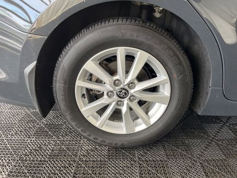 Used 2025 Toyota Camry LE w/ Convenience Package image 27