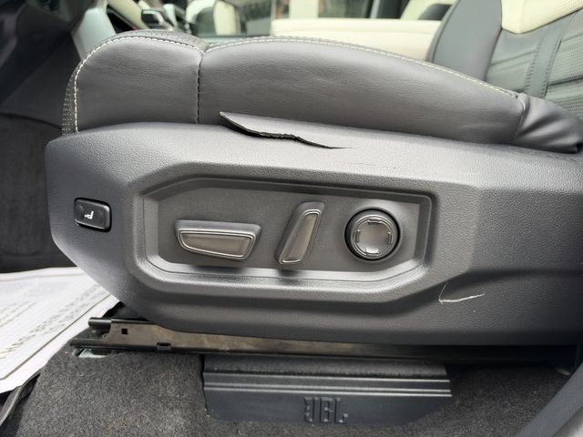 Used 2023 Toyota Sequoia Capstone AWD/4WD image 26