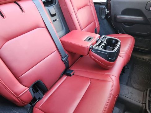 Certified 2024 Jeep Wrangler Unlimited Rubicon 392 AWD/4WD image 31