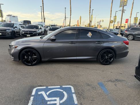 Used 2019 Honda Accord Sport image 6