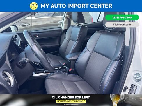 Used 2017 Toyota Corolla SE w/ Carpet Mat Package (TMS) FWD image 7