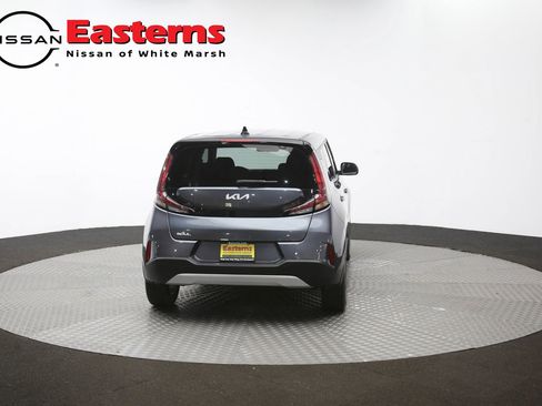 Used 2023 Kia Soul LX w/ LX Technology Package FWD image 35