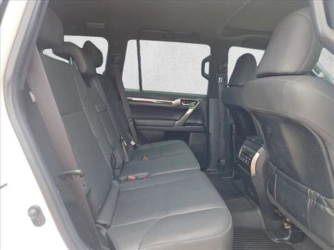 Used 2023 Lexus GX 460 Premium w/ Premium Package AWD/4WD image 17