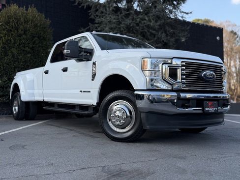 Used 2022 Ford F350 XLT image 8