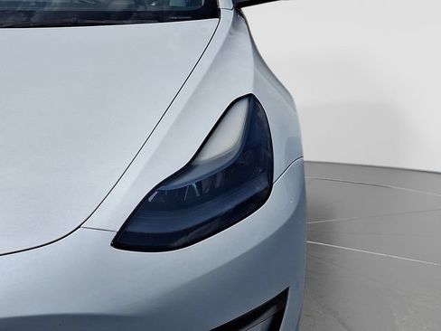 Used 2023 Tesla Model 3 Standard Range RWD image 11