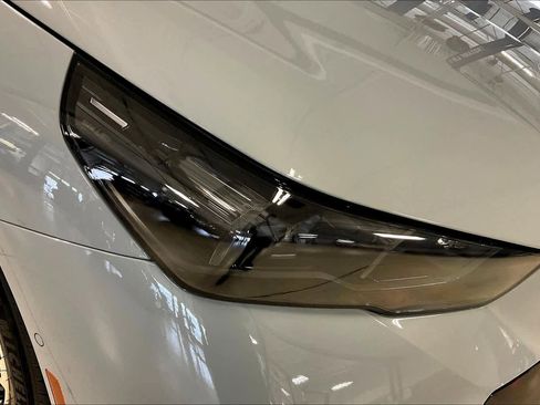 New 2026 BMW 540i xDrive w/ M Sport Package AWD/4WD image 13
