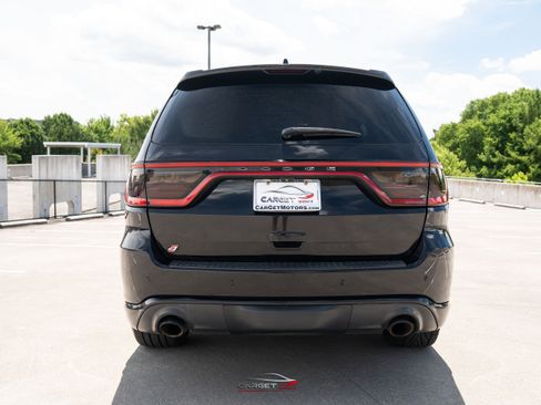 Used 2018 Dodge Durango SRT w/ Technology Group AWD/4WD image 6