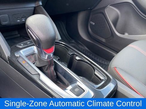 Used 2025 Chevrolet TrailBlazer RS w/ Convenience Package image 12