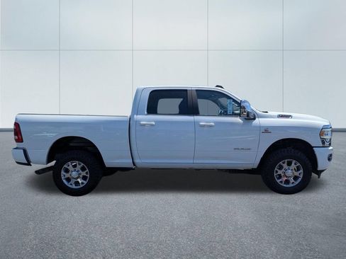 Used 2024 RAM 2500 Laramie w/ Safety Group AWD/4WD image 8