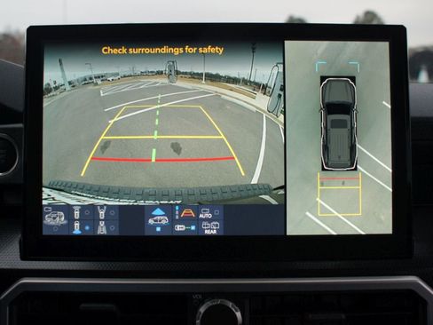 Used 2025 Toyota 4Runner Limited image 7