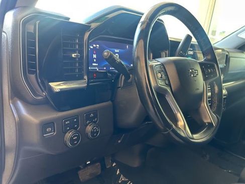 Used 2023 Chevrolet Silverado 1500 LT Trail Boss w/ Protection Package image 15