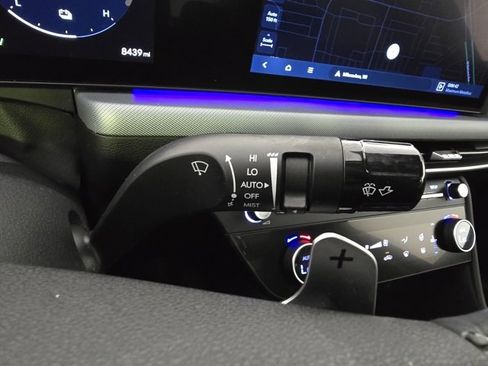 Used 2024 Hyundai Sonata Limited image 21