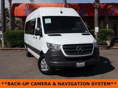 Used 2019 Mercedes-Benz Sprinter 2500 image 2