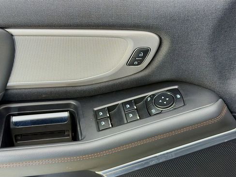 Used 2025 Ford Expedition Active AWD/4WD image 28