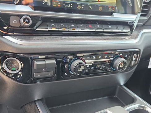 New 2026 Chevrolet Silverado 1500 LTZ AWD/4WD image 22