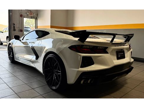 Used 2023 Chevrolet Corvette Stingray Preferred Cpe w/ 2LT RWD image 4