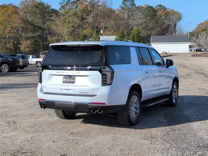 New 2026 Chevrolet Suburban Premier w/ Sun And Tow Package