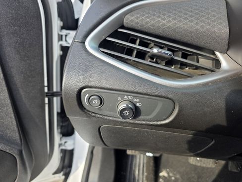 Used 2020 Chevrolet Malibu RS image 21