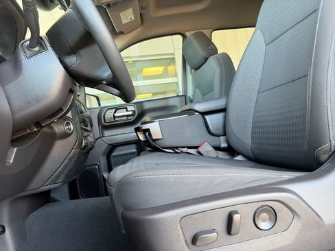 Used 2024 Chevrolet Silverado 1500 Custom Trail Boss w/ LPO, Dark Essentials Package AWD/4WD image 20