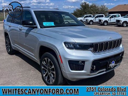 Used 2024 Jeep Grand Cherokee L Overland AWD/4WD image 13