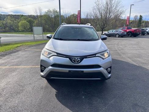 Used 2016 Toyota RAV4 XLE AWD/4WD image 8