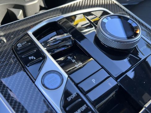 New 2026 BMW X5 M60i image 19