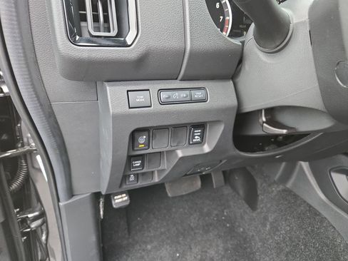 New 2026 Nissan Frontier SV w/ SV Convenience Package AWD/4WD image 18