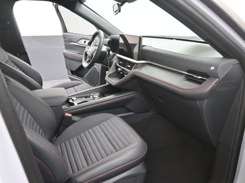 New 2026 Ford Explorer ST-Line image 24