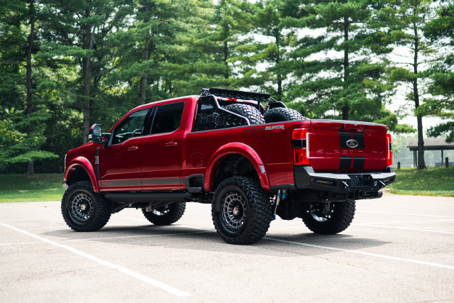 New 2026 Ford F250 Lariat w/ Black Appearance Package AWD/4WD image 12